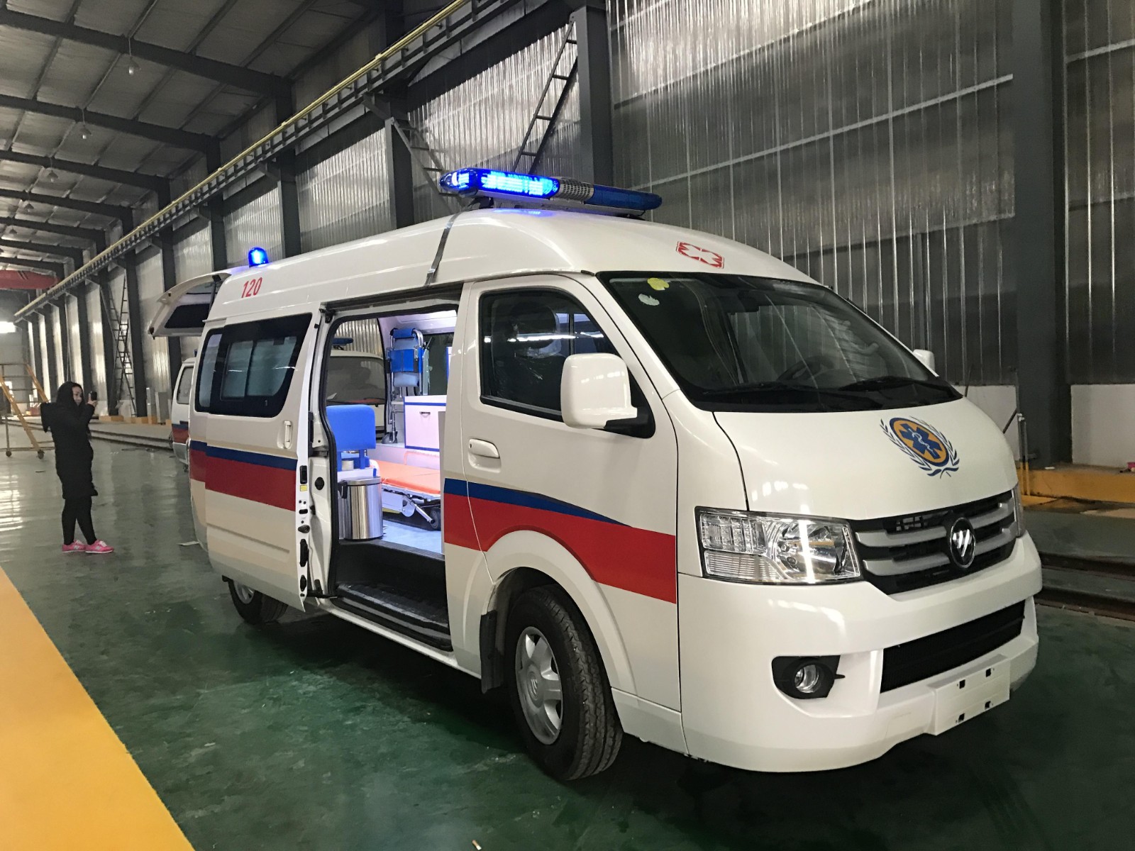 镇康县救护车转院